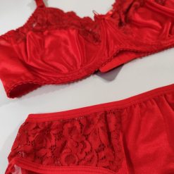 ست شورت و سوتین ساتن استرج ژوبین مدل یاس قرمزرنگ