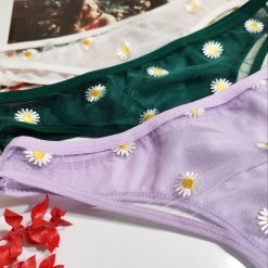 ست شورت و سوتین ژوبین تور حریر فنردار مدل بابونه 9