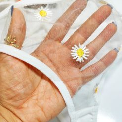 ست شورت و سوتین ژوبین تور حریر فنردار مدل بابونه4