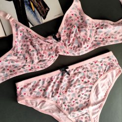 ست شورت و سوتین نخی زنانه برند زارع مدل قاصدک فنردار صورتی