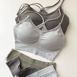 ست نیم‌تنه و شورت زنانه مدل آبنبات طوسی رنگ