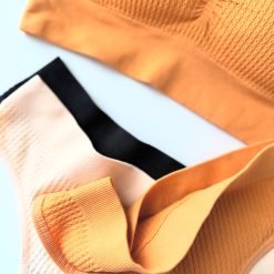 ست نیم‌تنه و شورت زنانه در رنگبندی