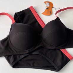 ست شورت و سوتین اسفنجی مدل ویکتوریاسیکرت مشکی با یند گلبهی