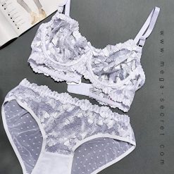 ست شورت و سوتین گیپور ژوبین فنردار مدل  مه صبحگاهی