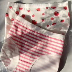 شورت های نخی زنانه عروسکی با طرح های فانتزی سفید و صورتی