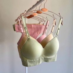 ست نیم‌تنه و شورت زنانه اروپایی سبز