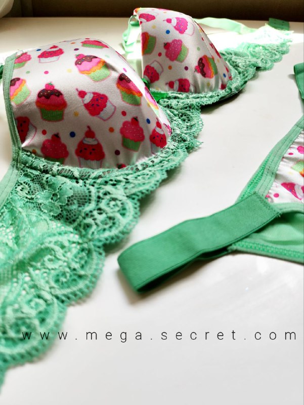 ست شورت لامبادا و سوتین اسفنجی