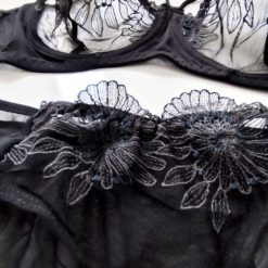 ست شورت و سوتین فنردار تورگاز زنانه مدل طاووس سیاه