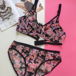 ست شورت و سوتین گیپور ژوبین