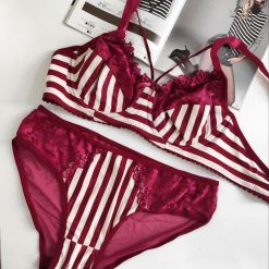 ست شورت و سوتین زنانه راه راه قرمز