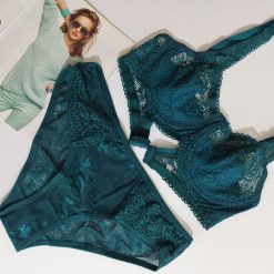 ست شورت و سوتین گیپور مدل ریسه گل سبز