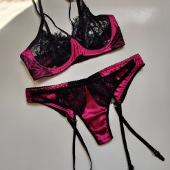 ست سه تکه شورت و سوتین فانتزی مدل کلئوپاترا مشکی