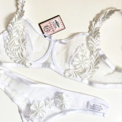 ست شورت و سوتین توری برند مکسوریا مدل یونانی سفید