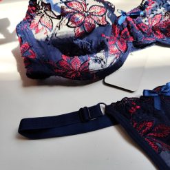 ست شورت و سوتین زنانه برند ژوبین طلایی مدل رز دریا آبی رنگ