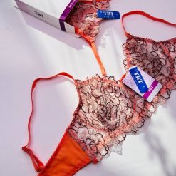 ست شورت و سوتین قزن دار توری برند TRT مدل پاییز