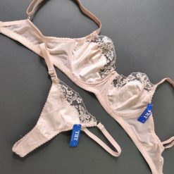 ست شورت و سوتین وارداتی زنانه مدل عروس