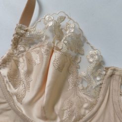 ست شورت و سوتین وارداتی زنانه مدل عروس کرم