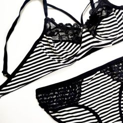 ست شورت و سوتین برند شباهنگ مدل لینو راه راه