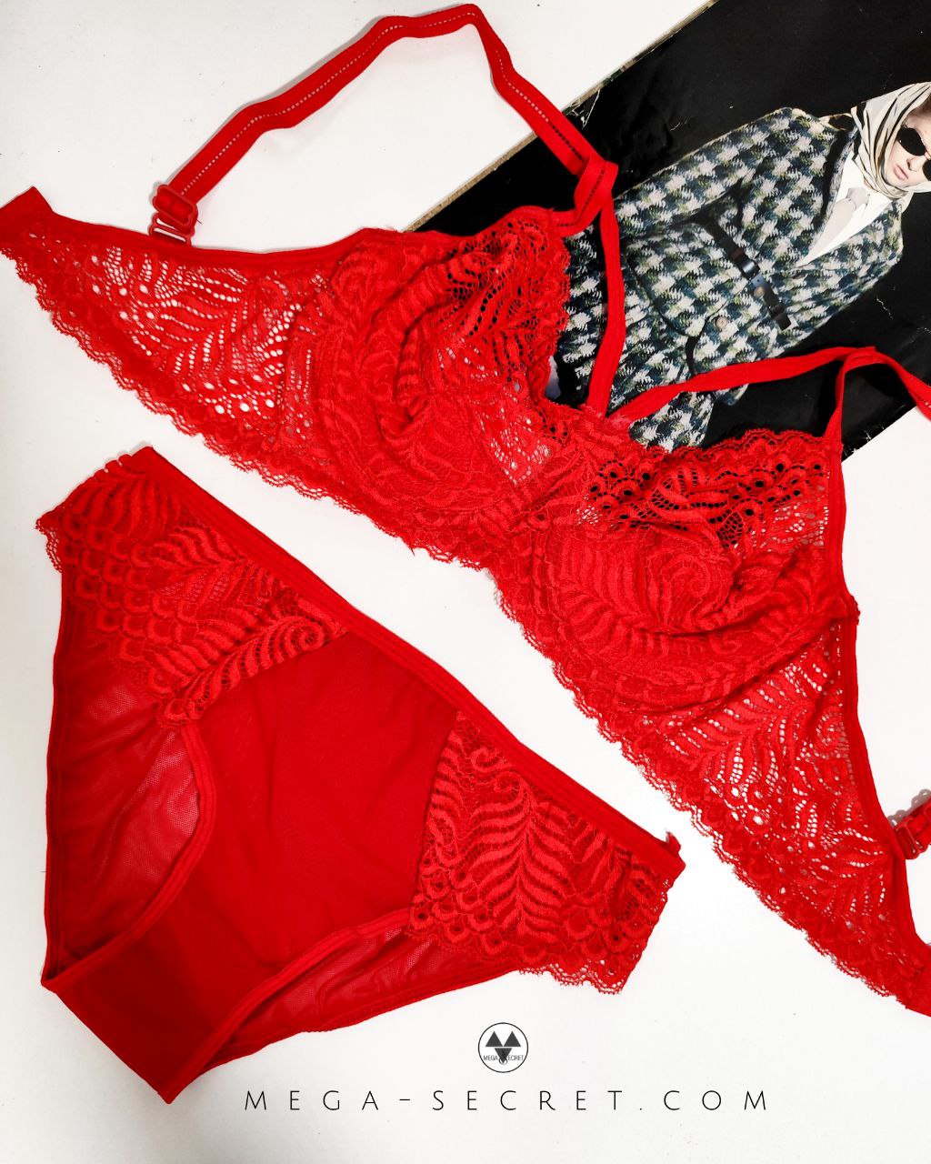 ست شورت وسوتین تورگاز زنانه مدل بید مجنون قرمز