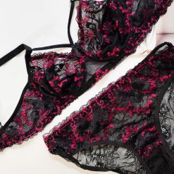 ست شورت و سوتین فنردار زنانه گیپور شباهنگ مدل مادمازل